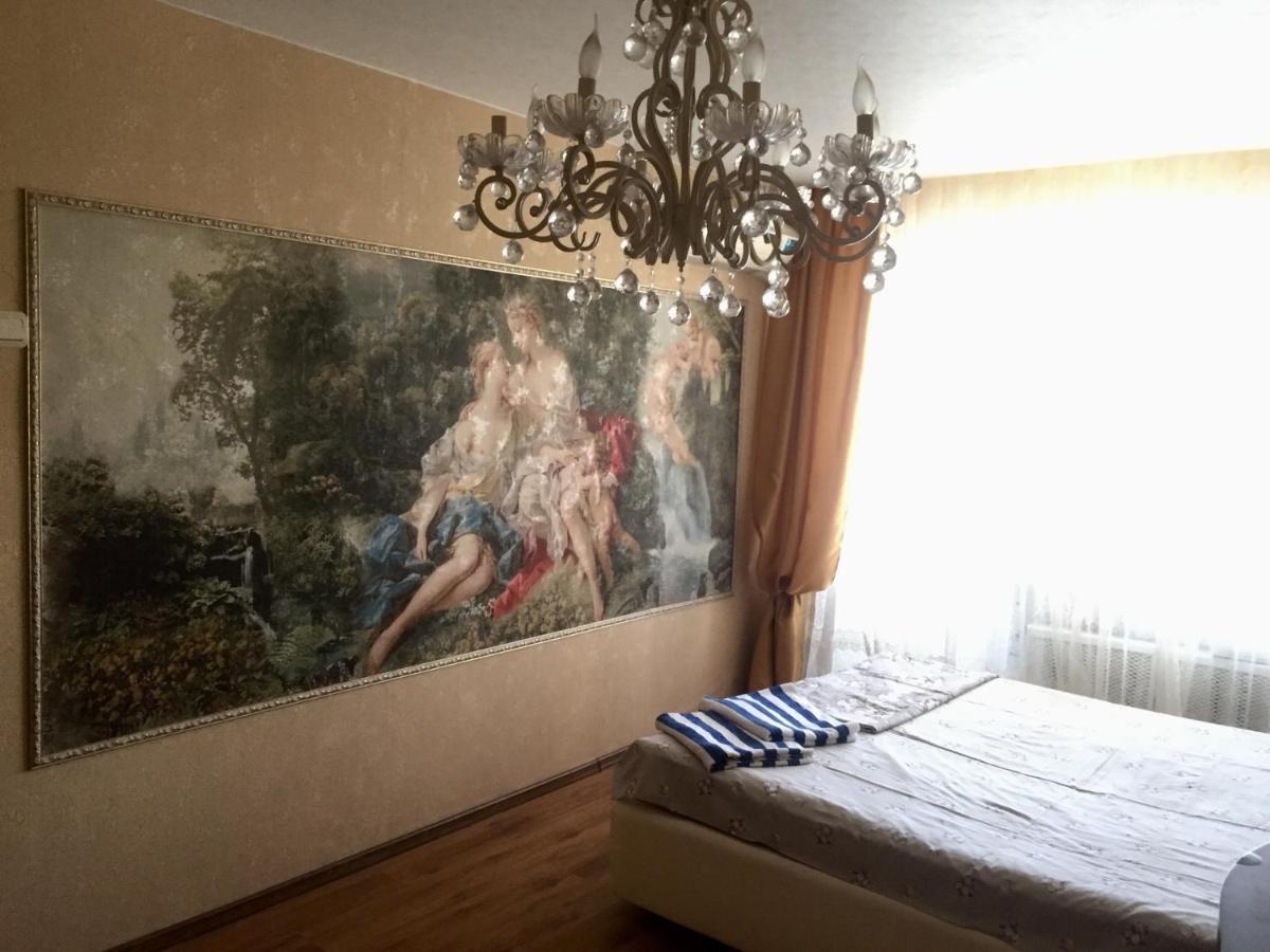 Apartamenty Na Krasnoarmeiskoi Ulyanovsk Dış mekan fotoğraf